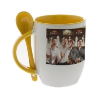 Кружка жёлтая внутри с жёлтой ручкой и ложкой, 330 мл