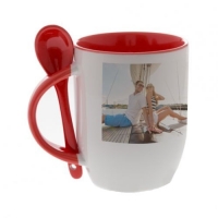 Кружка красная внутри с красной ручкой и ложкой, 330 мл