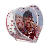 Шар водяной в виде сердца с сердечками внутри